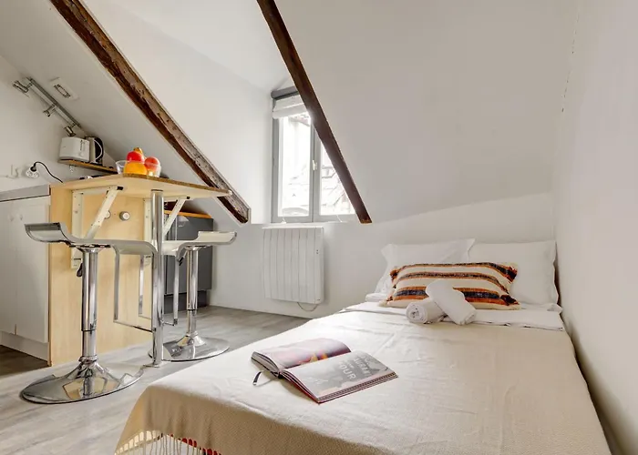 Διαμέρισμα Serenty - Place Des Vosges & Le Marais